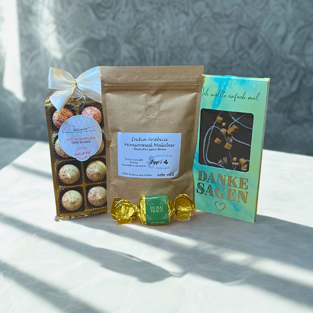 Elegante Geschenkbox mit Kaffee und Pralinen