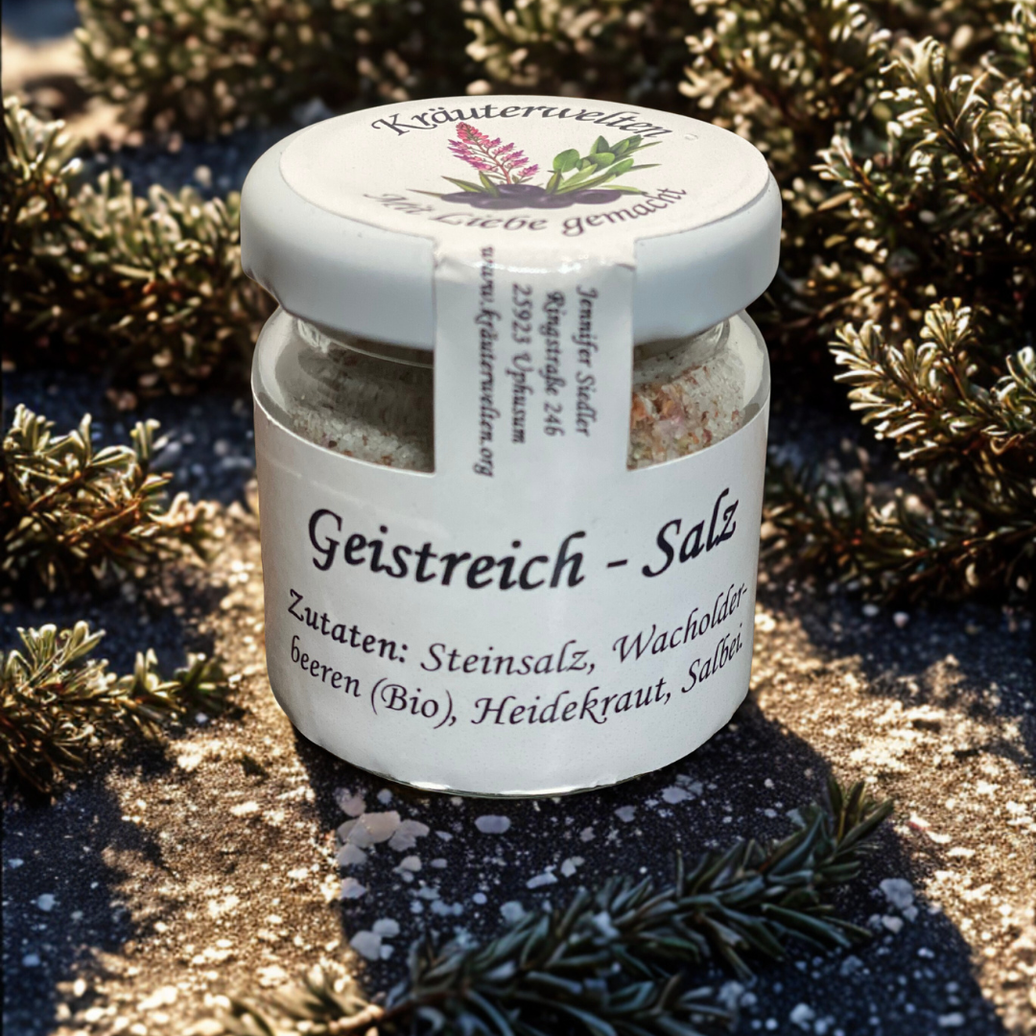 Salz mit Wacholderbeeren, Heidekraut und Salbei